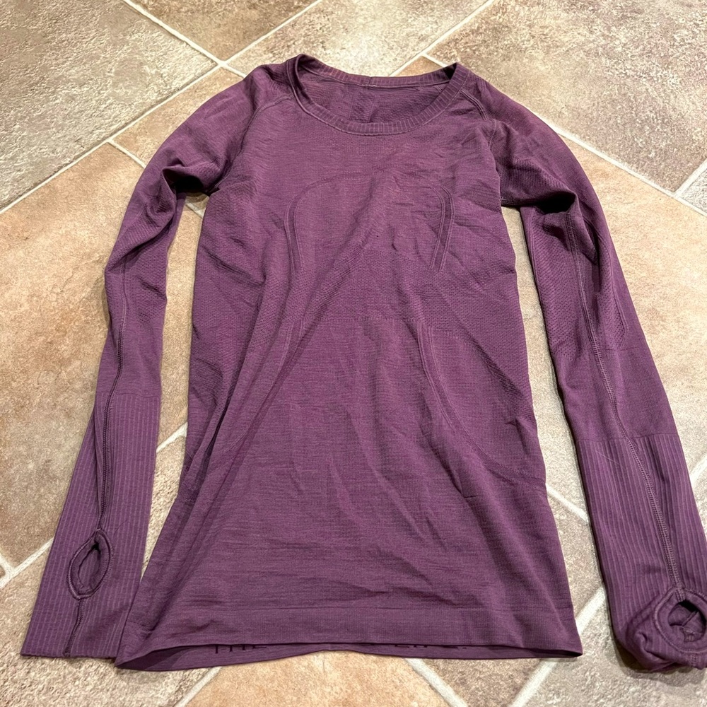 Lulu Lemon Swiftly Long sleeve